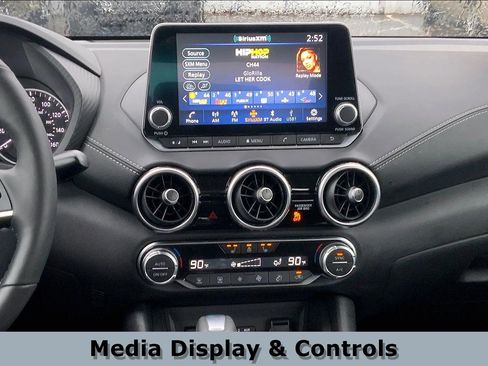 Used 2025 Nissan Sentra SV w/ All-Weather Package image 5