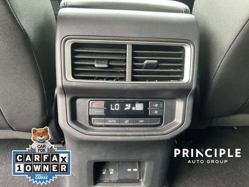 Used 2025 Volkswagen Atlas SE FWD image 30