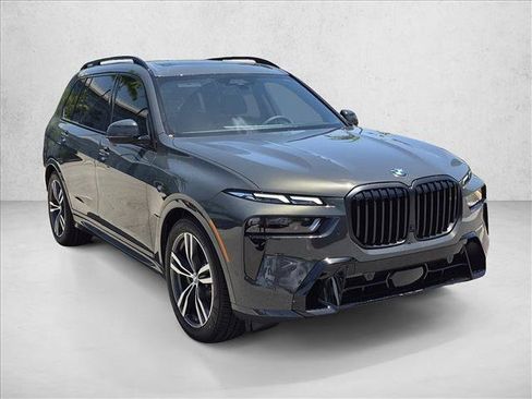 New 2027 BMW X7 xDrive40i w/ M Sport Package AWD/4WD image 6