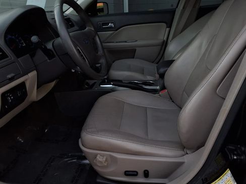 Used 2010 Ford Fusion SEL FWD image 16
