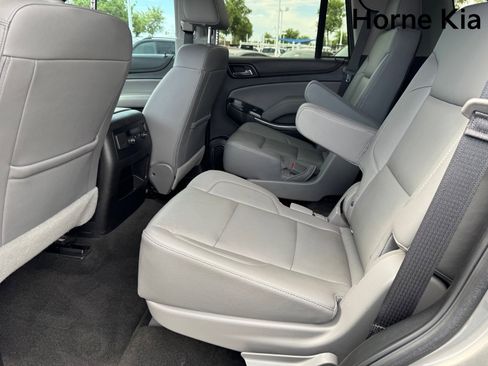 Used 2018 Chevrolet Tahoe LT RWD image 13