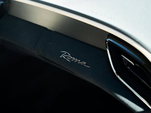 Used 2022 Ferrari Roma image 39