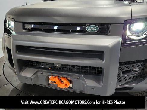 Used 2023 Land Rover Defender 130 SE AWD/4WD image 15