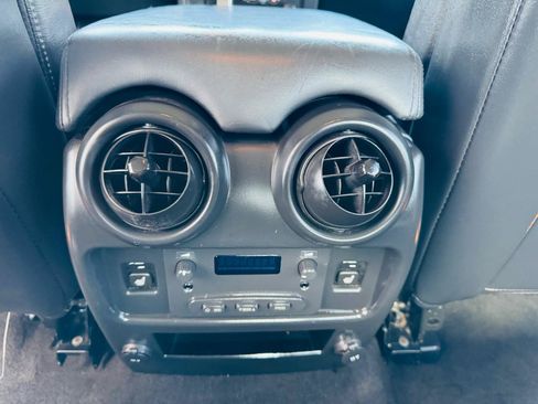 Used 2005 HUMMER H2 SUT w/ Preferred Equipment Group AWD/4WD image 14