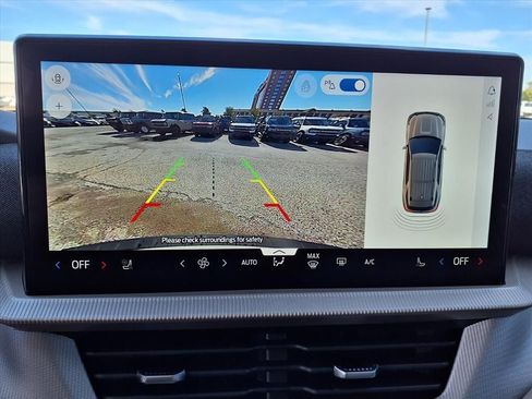 New 2026 Ford Explorer Active w/ Active Comfort Package image 9