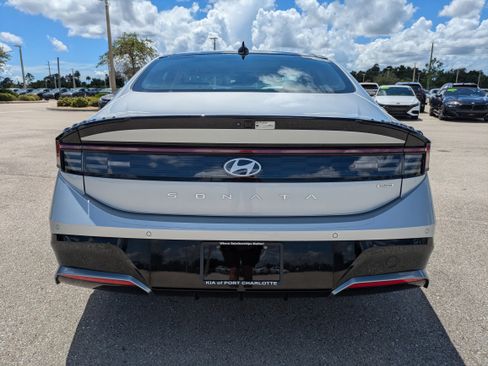 Used 2024 Hyundai Sonata Limited FWD image 5