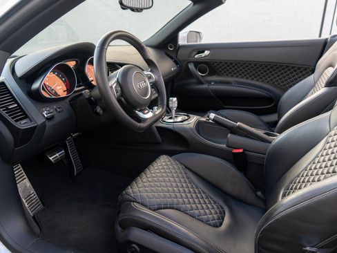 Used 2014 Audi R8 V10 image 18