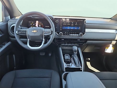New 2026 Chevrolet Colorado LT image 12