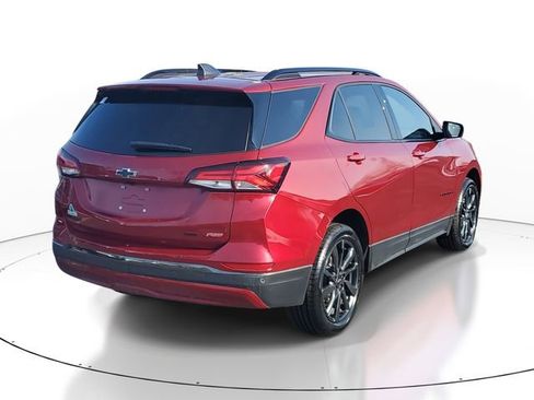 Certified 2023 Chevrolet Equinox RS image 4