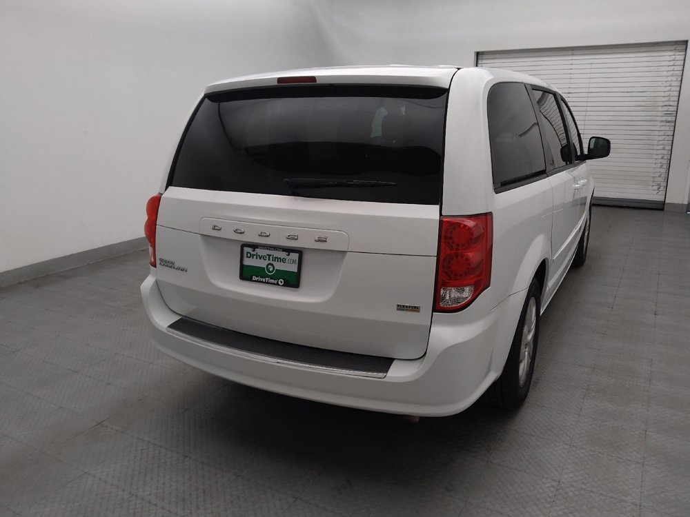 Used 2017 Dodge Grand Caravan SE FWD image 7