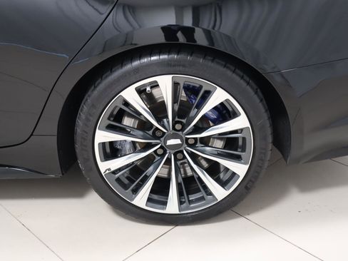Used 2022 Cadillac CT5 V Blackwing w/ Parking Package RWD image 9