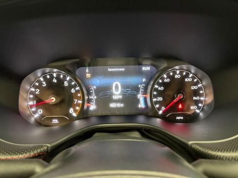 Used 2023 Jeep Compass Trailhawk image 24