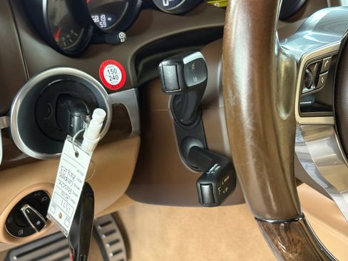 Used 2016 Porsche Cayenne GTS image 17