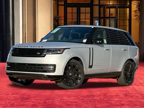 Used 2025 Land Rover Range Rover SE AWD/4WD image 1