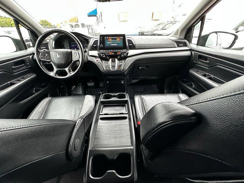 Used 2024 Honda Odyssey EX-L image 18