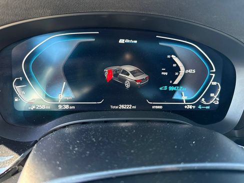 Certified 2023 BMW 530e xDrive w/ Premium Package AWD/4WD image 15