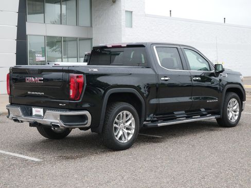 Used 2021 GMC Sierra 1500 SLT w/ SLT Premium Plus Package AWD/4WD image 3