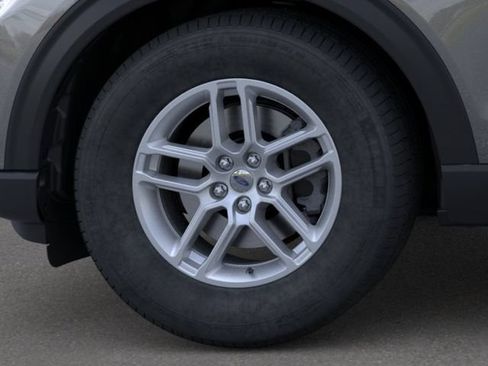 New 2026 Ford Explorer Active RWD image 19