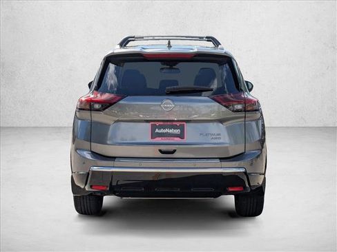 New 2026 Nissan Rogue Platinum image 7