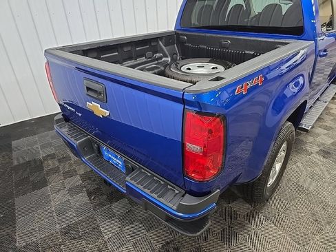 Used 2019 Chevrolet Colorado W/T w/ WT Convenience Package AWD/4WD image 11