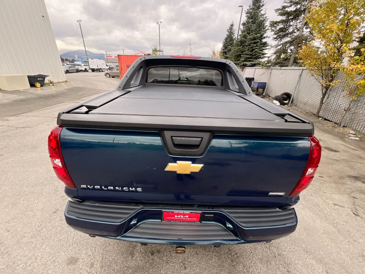 Used 2007 Chevrolet Avalanche LTZ w/ LTZ Preferred Equipment Group AWD/4WD image 26