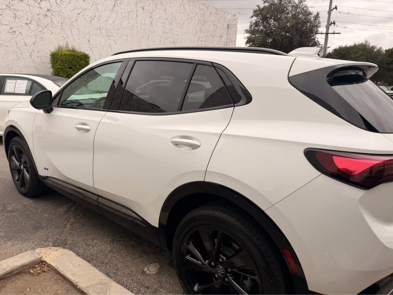 Used 2026 Buick Envision Sport Touring AWD/4WD image 3
