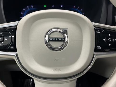 Used 2025 Volvo XC60 B5 Core w/ Protection Package Premier image 16