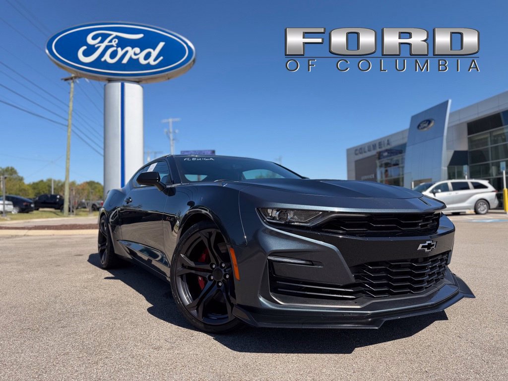 Used 2019 Chevrolet Camaro SS RWD image 1
