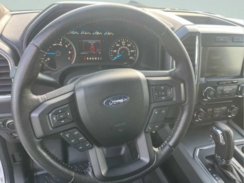 Used 2015 Ford F150 XLT w/ Equipment Group 302A Luxury image 26