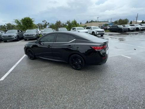 Used 2025 Nissan Sentra SR w/ Midnight Edition FWD image 6