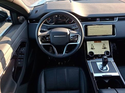 Used 2023 Land Rover Range Rover Evoque S image 11