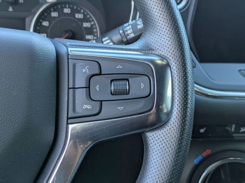 Used 2025 Chevrolet Blazer LT image 19