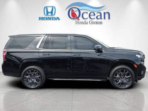 Used 2024 Chevrolet Tahoe High Country AWD/4WD image 2