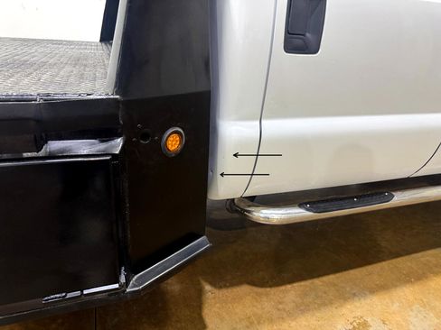 Used 2011 Ford F550 4x4 Crew Cab Super Duty w/ Payload Upgrade Pkg image 49