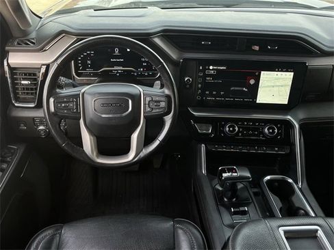 Used 2022 GMC Sierra 1500 Denali w/ Denali Reserve Package image 12