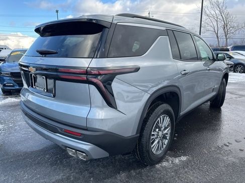New 2026 Chevrolet Traverse LT image 7