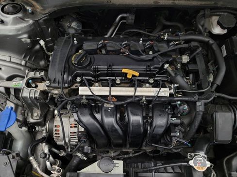 Used 2022 Kia Forte LXS image 30