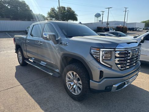 Used 2025 GMC Sierra 1500 Denali w/ Technology Package image 3