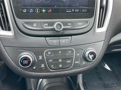 Used 2023 Chevrolet Malibu LT FWD image 11
