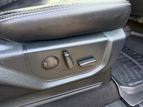 Used 2021 Ford F250 Lariat w/ Tremor Off-Road Package image 32