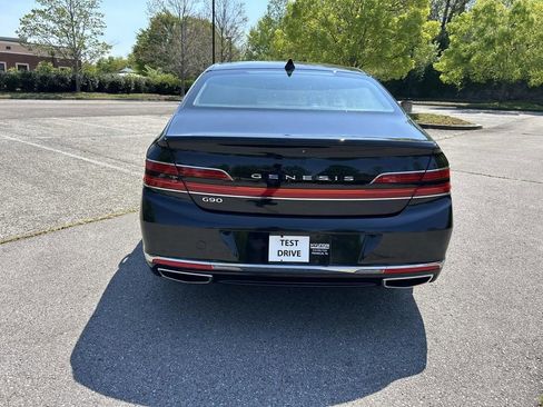 Used 2021 Genesis G90 3.3T Premium RWD image 6