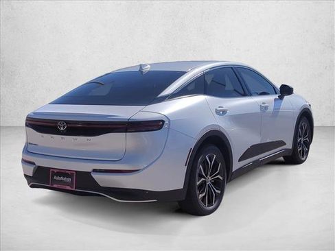 New 2026 Toyota Crown XLE image 5