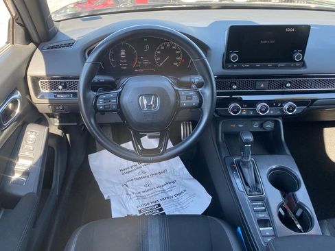 Used 2024 Honda Civic Sport image 10