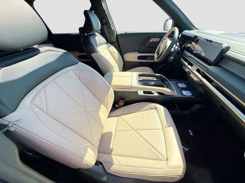 New 2027 Kia Telluride EX FWD image 29