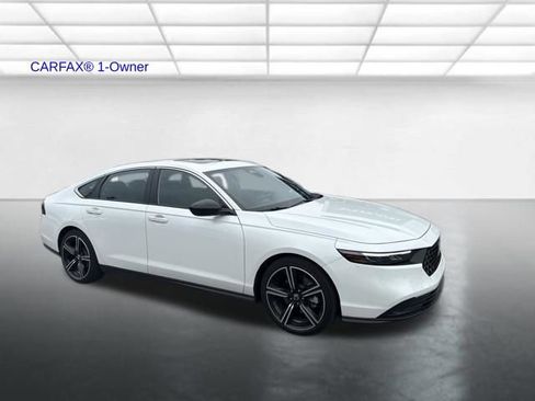 Used 2024 Honda Accord Sport image 1