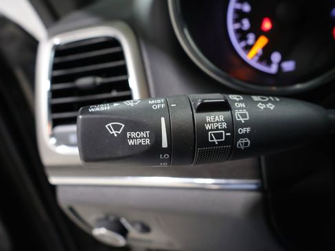 Used 2018 Jeep Grand Cherokee Limited AWD/4WD image 35