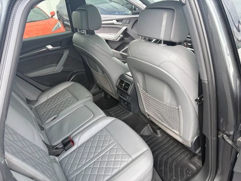 Used 2018 Audi SQ5 Premium Plus w/ Navigation Package AWD/4WD image 8