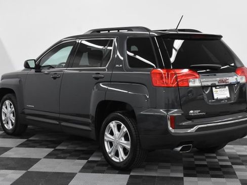 Used 2017 GMC Terrain SLE w/ Convenience Package image 4