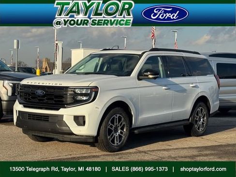 New 2026 Ford Expedition Active image 1