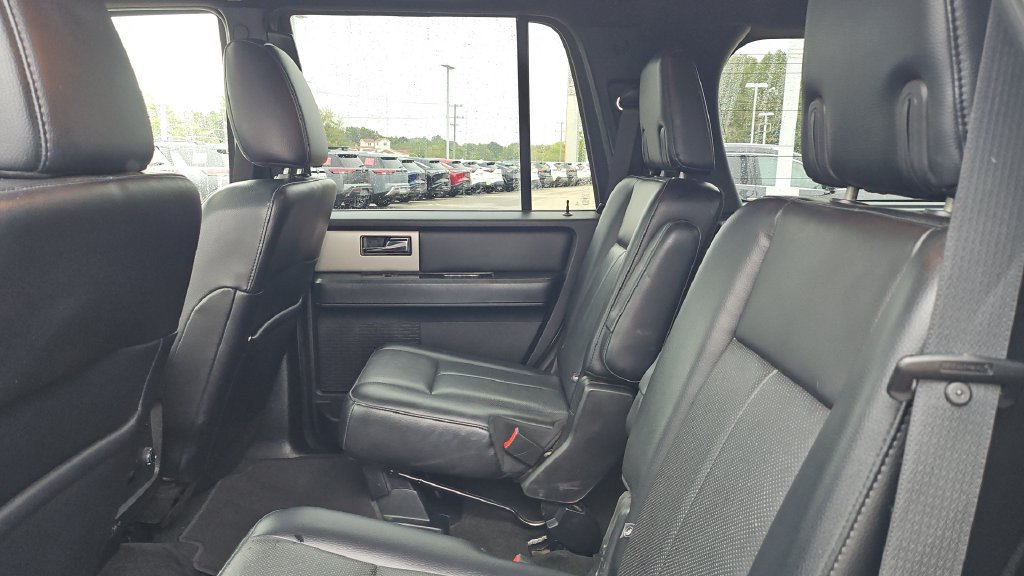 Used 2017 Ford Expedition Limited w/ Equipment Group 301A AWD/4WD image 6